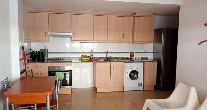 Ferienwohnung Habitacion En Piso Compartido Cerca De Playa Xilxes  Exterior foto