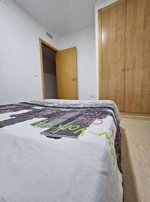 Ferienwohnung Habitacion En Piso Compartido Cerca De Playa Xilxes  Exterior foto