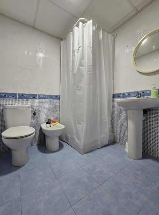 Ferienwohnung Habitacion En Piso Compartido Cerca De Playa Xilxes  Exterior foto
