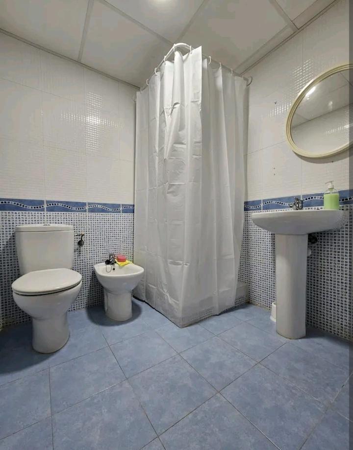 Ferienwohnung Habitacion En Piso Compartido Cerca De Playa Xilxes  Exterior foto